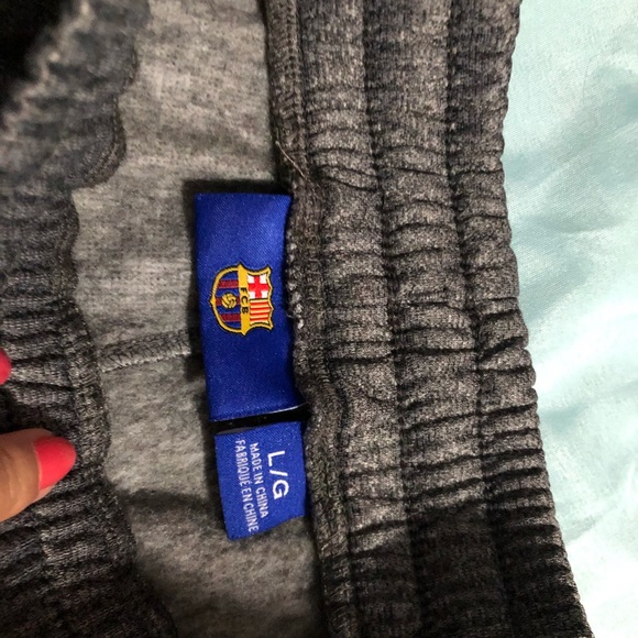 FCB Boys soccer sweats - Picture 2 of 7